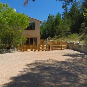 https://le-gite-du-grand-cedre-proche-des-gorges-du-verdon.fr-provencehotel.com
